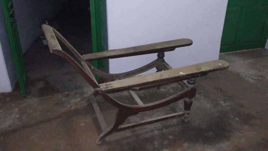 চুঁচুড়া ঘাট, হুগলি।