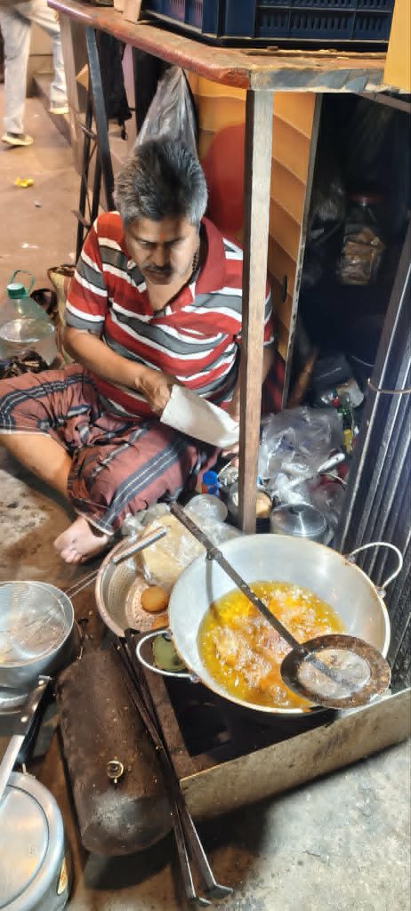 কাখরা পিঠা।